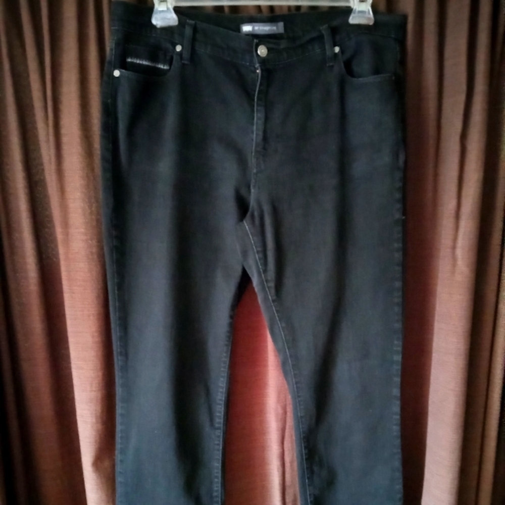Levi's